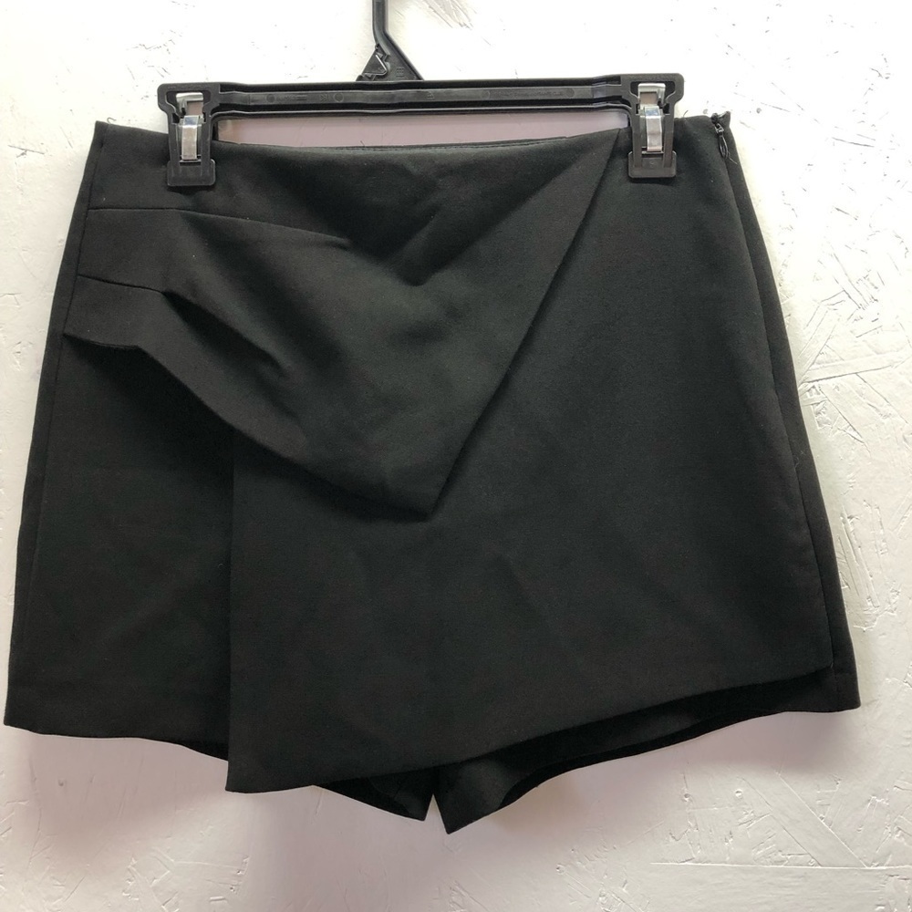Zara black asymmetrical layered skort